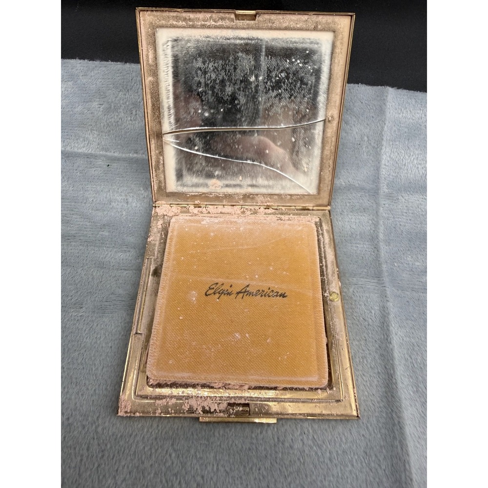 Vintage Elgin American Compact Gold Tone Kansas State Map Sunflower Souvenir